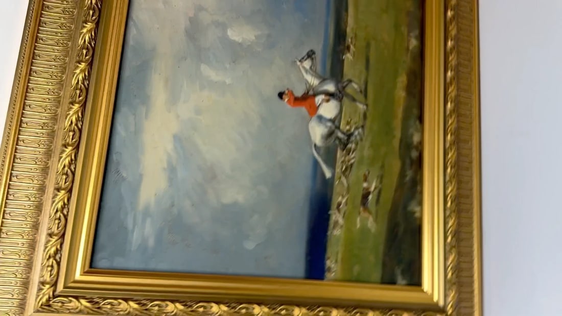 The Grey Horse – Lead Huntsman with Hounds, Crawley & Horsham, Sussex Hunt - 2