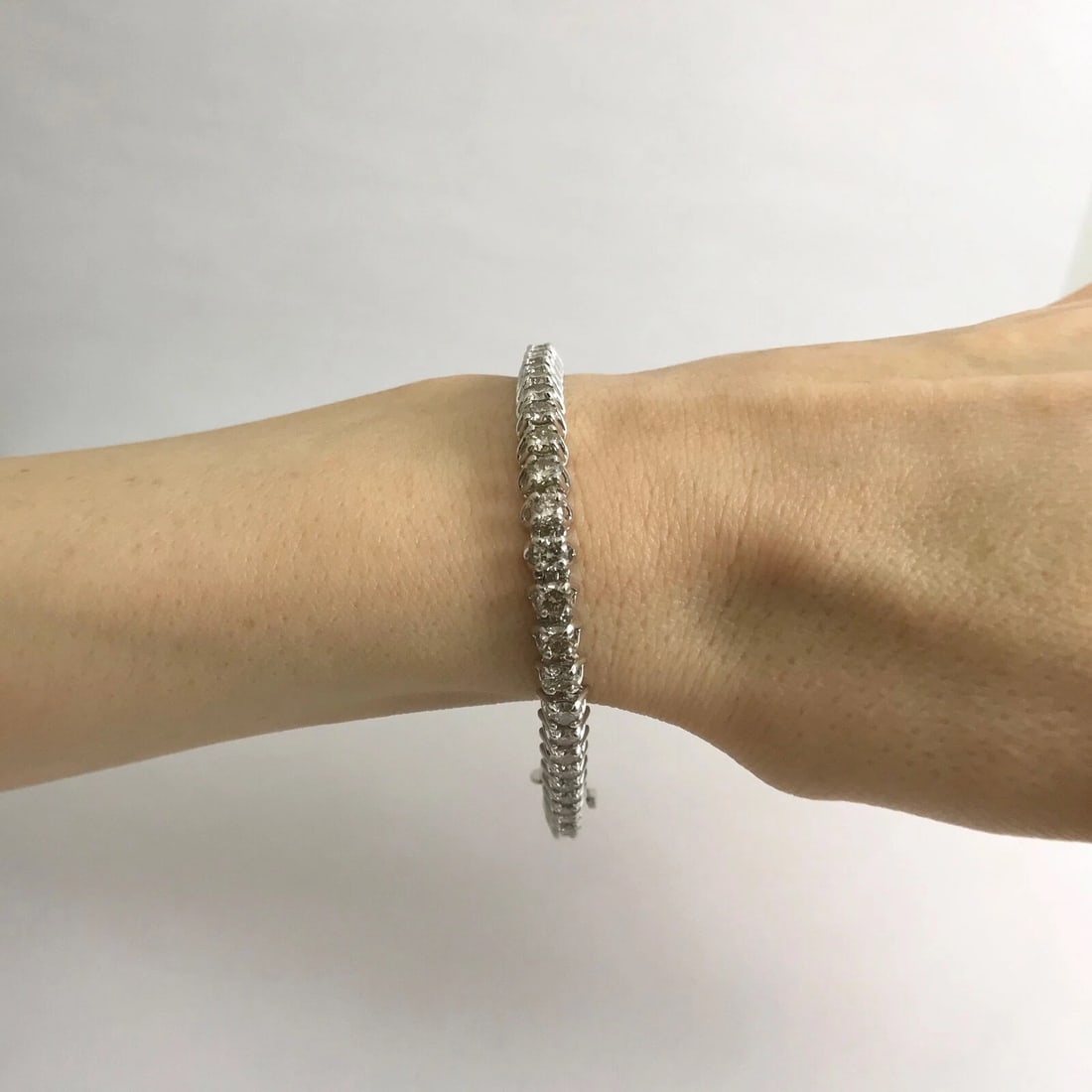 Round Diamond Tennis Bracelet 14K White Gold, 7 Inches, 7.20 CTW, 18.35 Grams - 4