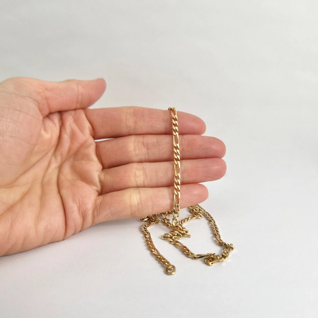 Italian Long Figaro Chain Necklace 14K Yellow Gold, 24 Inches, 3 mm, 14.37 Grams - 3