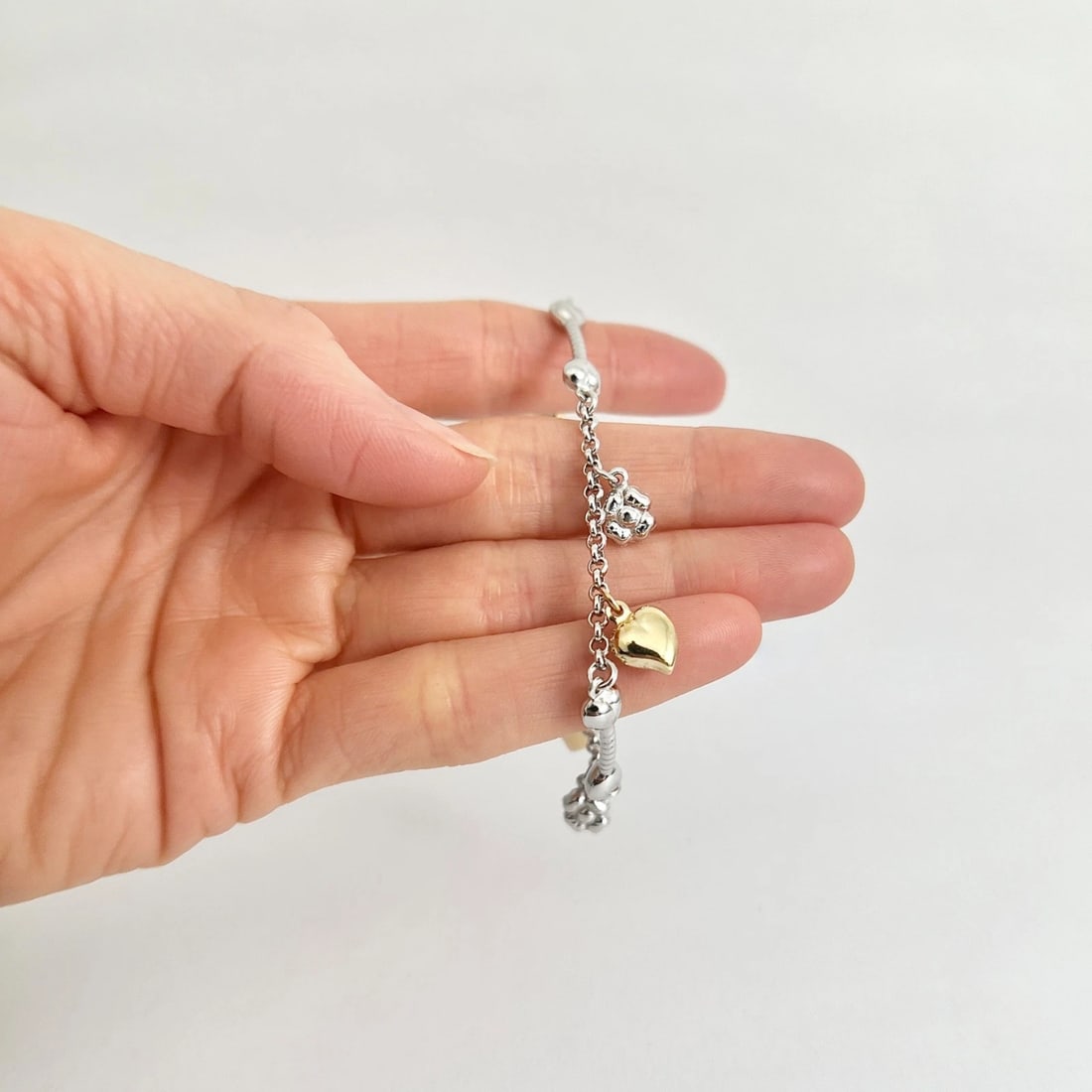 Italian Two-Tone Heart Flower Charm Bracelet 14K White and Yellow Gold, 8.23 Gr - 4