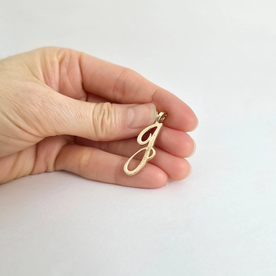 Estate Letter J Initial Pendant Charm 12K Yellow Gold, 1.97 Grams - 2