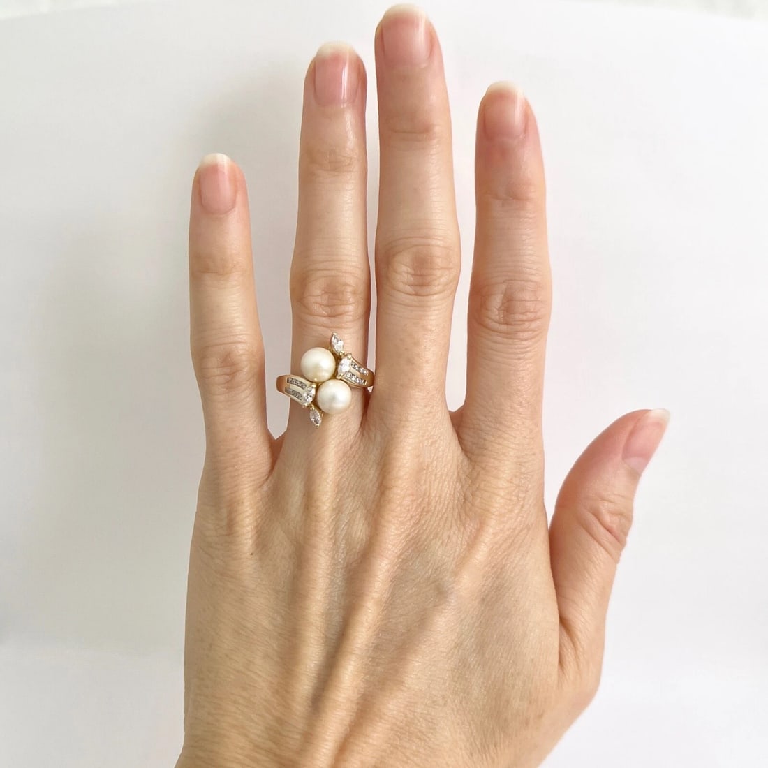 Pearl CZ Cubic Zirconia Cluster Cocktail Ring 14K Yellow Gold, 4.71 Grams - 2
