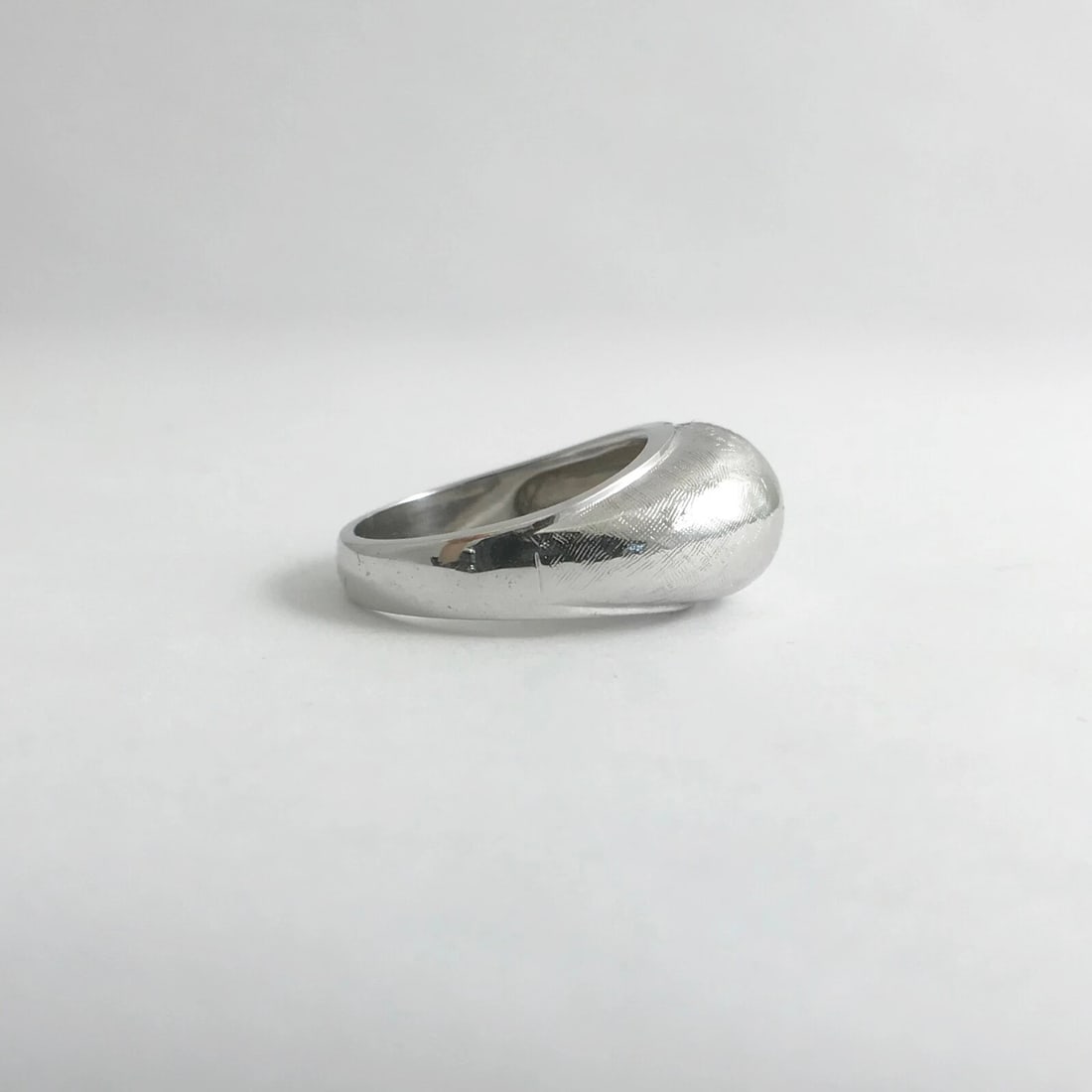 Textured Etched Dome Cocktail Statement Ring 14K White Gold, 7.97 Grams - 8