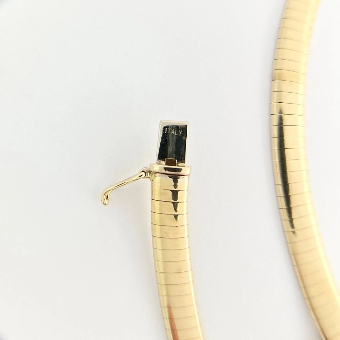 Italian Omega Chain Necklace 14K Yellow Gold, 18 Inches, 6 mm, 36.15 Grams - 9