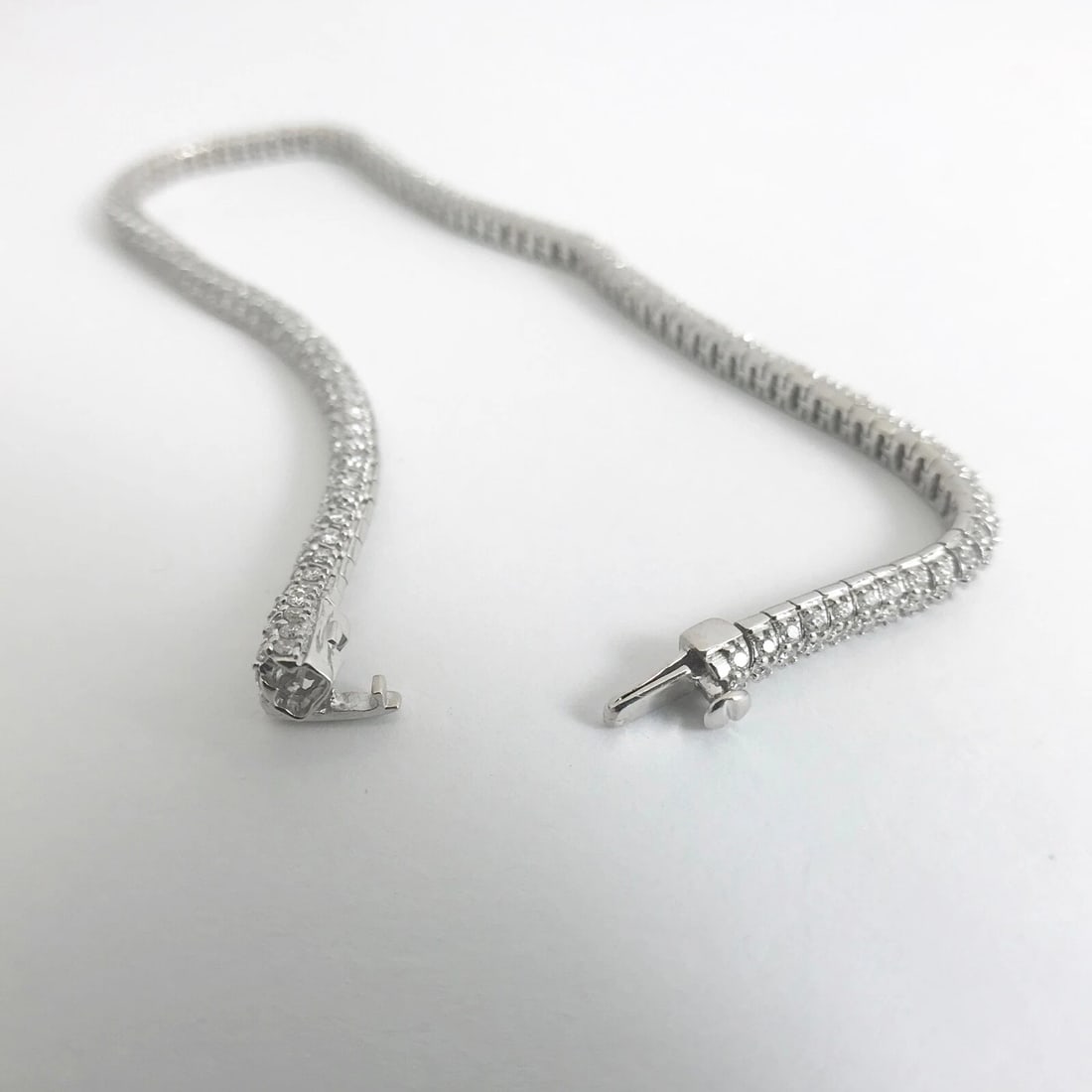 3-Sided Snake Diamond Tennis Bracelet 14K White Gold, 1.75 CTW, 10.81 Grams - 9