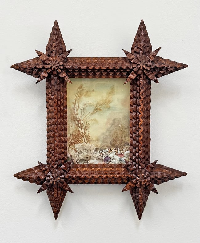 Tramp Art Diorama Frame Stars & Sea Shells (1 of 3)