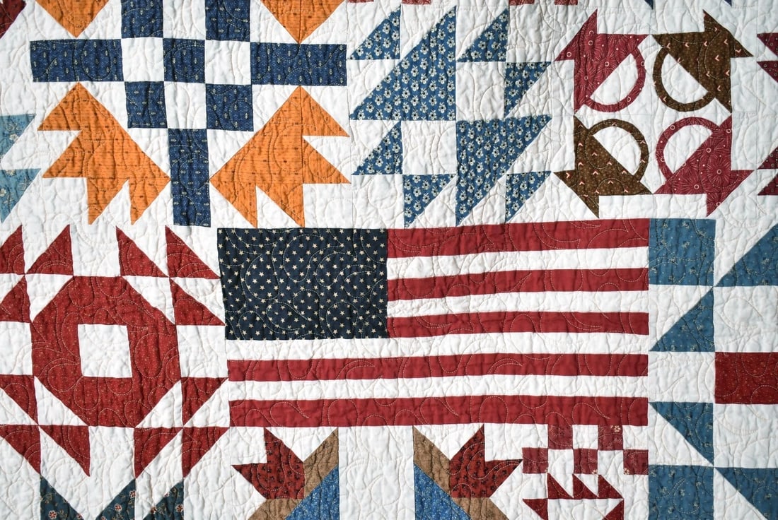 Friendship Sampler Quilt w/American Flag - 5