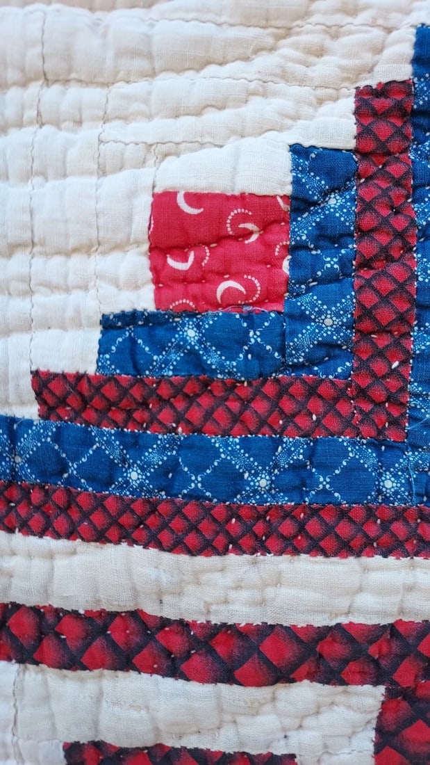 Log Cabin light dark Design Antique Quilt Heavy Weight 65 X 73" - 3