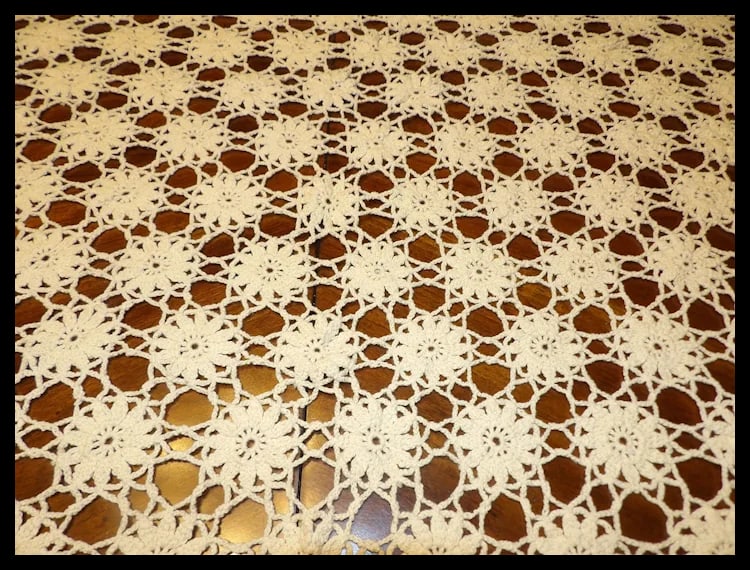 Hand Made Crochet Tablecloth or Full Bed Coverlet - 7