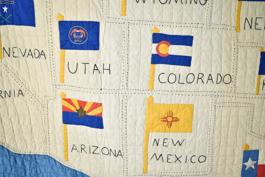 RARE Vintage 1930's USA Map Quilt - 9