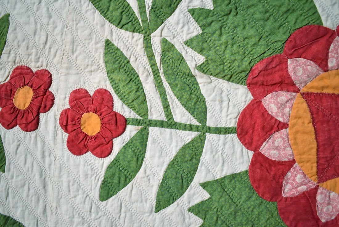 Early Red & Green Whig Rose Applique Quilt - 6