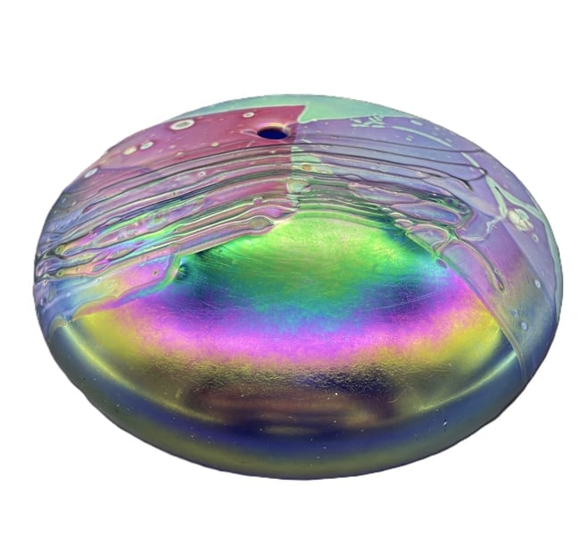 IRIDESCENT GLASSHOUSE STUDIO PAPERWEIGHT SIGNED: Date/Period: unknown Dimension: approx 5 x 2 Material: glass Additional Information: GLASSHOUSE STUDIO PAPERWEIGHT OIL LAMP METALLIC IRIDESCENT FLOWER SIGNED Shipping: Domestic: Flat-rate of $10.00