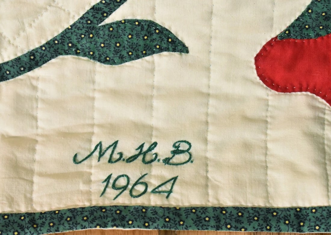 Red & Green Eagle Applique Quilt - 7