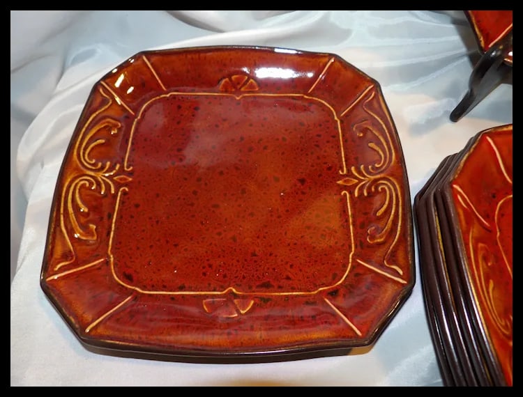 Reba Harmony Victorian Scroll 5 Red 8" Salad Plates - 8