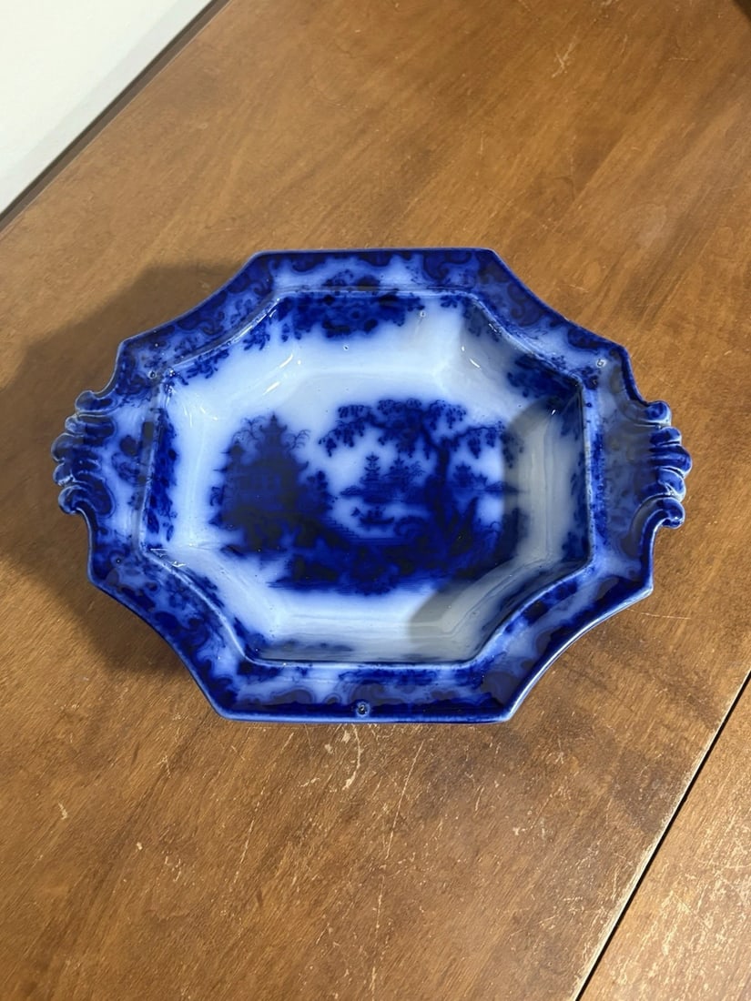 Shanghae Flow Blue Covered Vegetable Bowl - 2