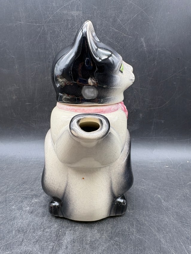 Vintage McCoy Cat Teapot 9520 Green Eyes Pink Bow Figural Pottery USA Tuxedo Cat - 6