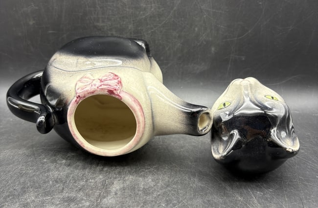 Vintage McCoy Cat Teapot 9520 Green Eyes Pink Bow Figural Pottery USA Tuxedo Cat - 7