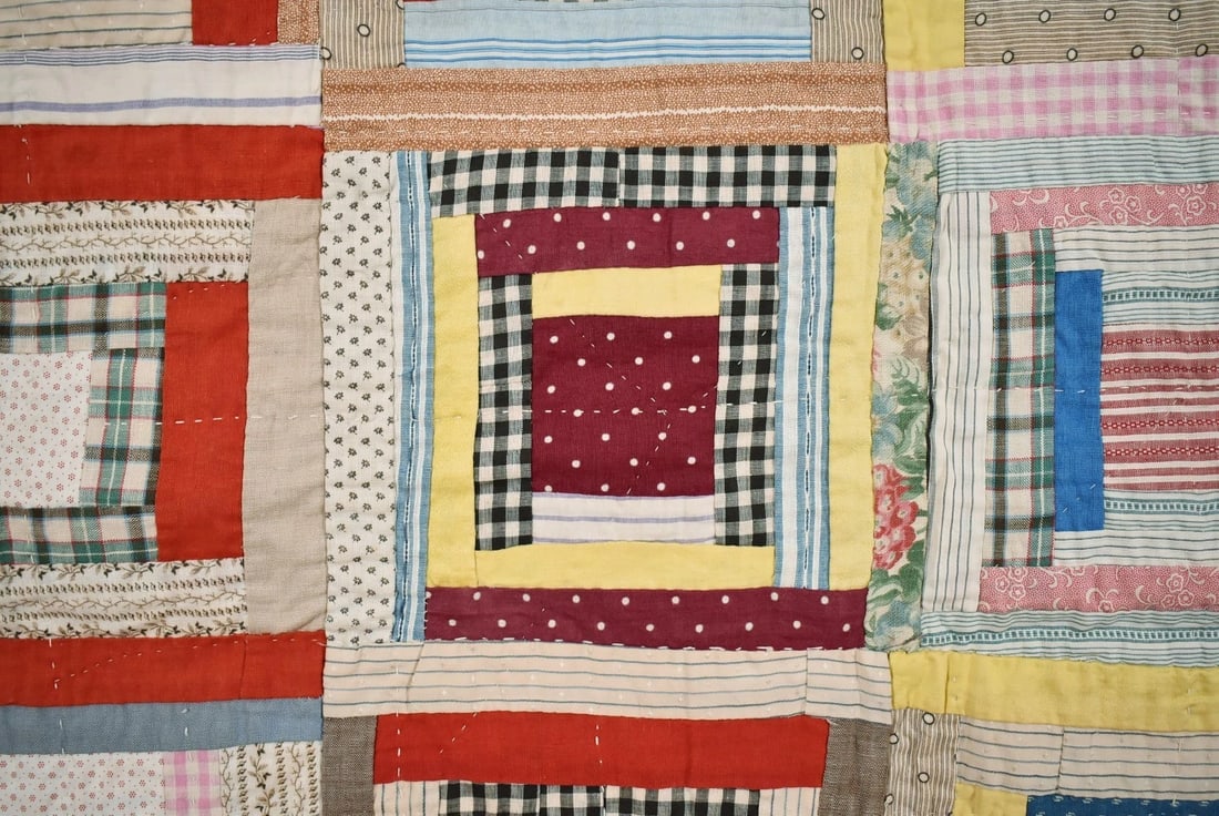 Folky 1890's Log Cabin Variation Quilt - 10