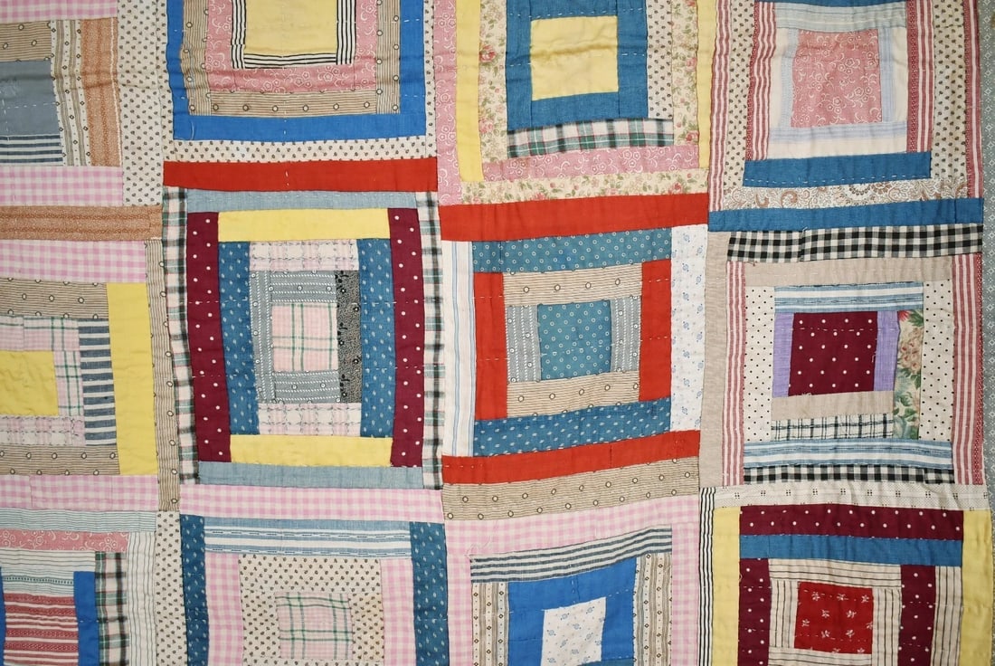 Folky 1890's Log Cabin Variation Quilt - 5