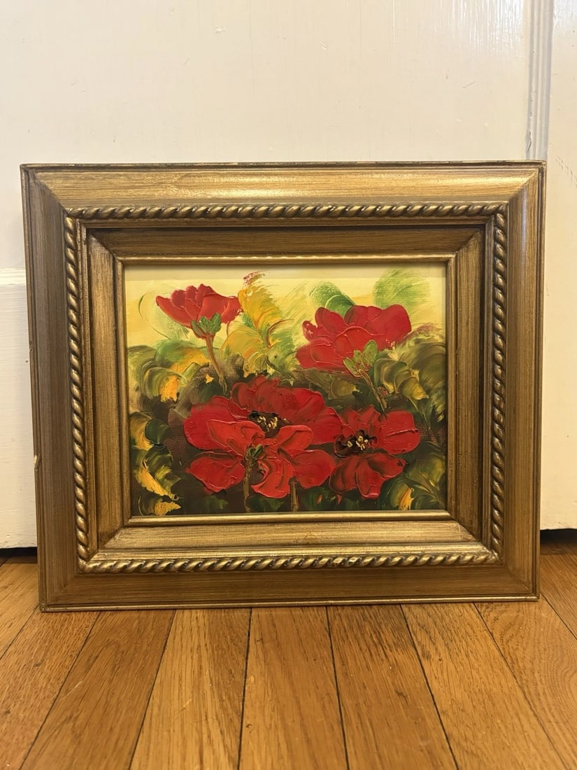 Oil On Canvas Still Life Painting: The frame measures 15 1/4" x 13 1/4" and the canvas measures 10" x 8". It is in good condition and is being sold as is. I believe it dates around the late 1970's-early 1980's. Shipping: Domestic: