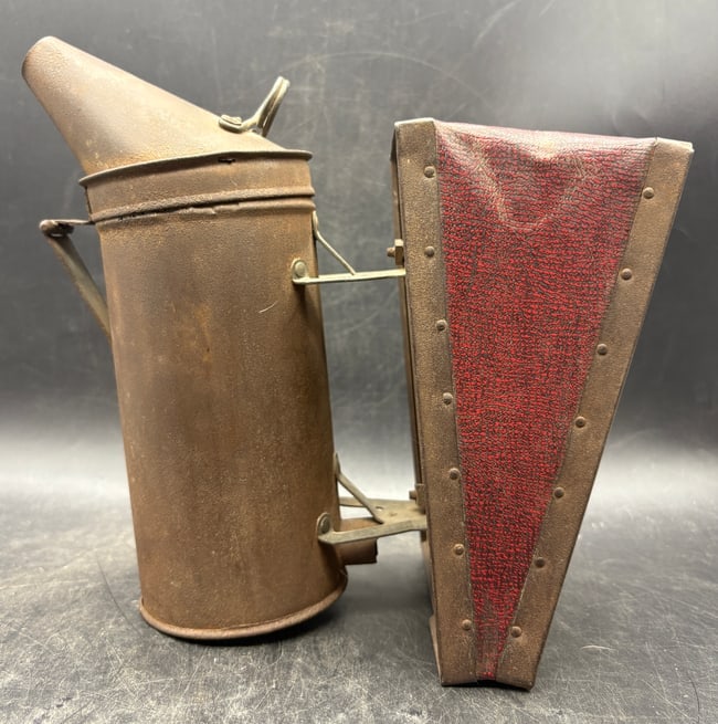 Vintage Woodman's Famous Bingham Bee Smoker - Early 1900s - 4
