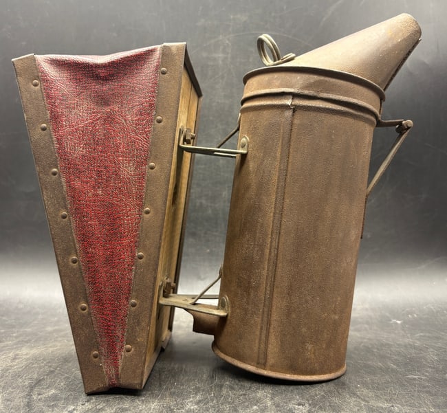 Vintage Woodman's Famous Bingham Bee Smoker - Early 1900s - 5