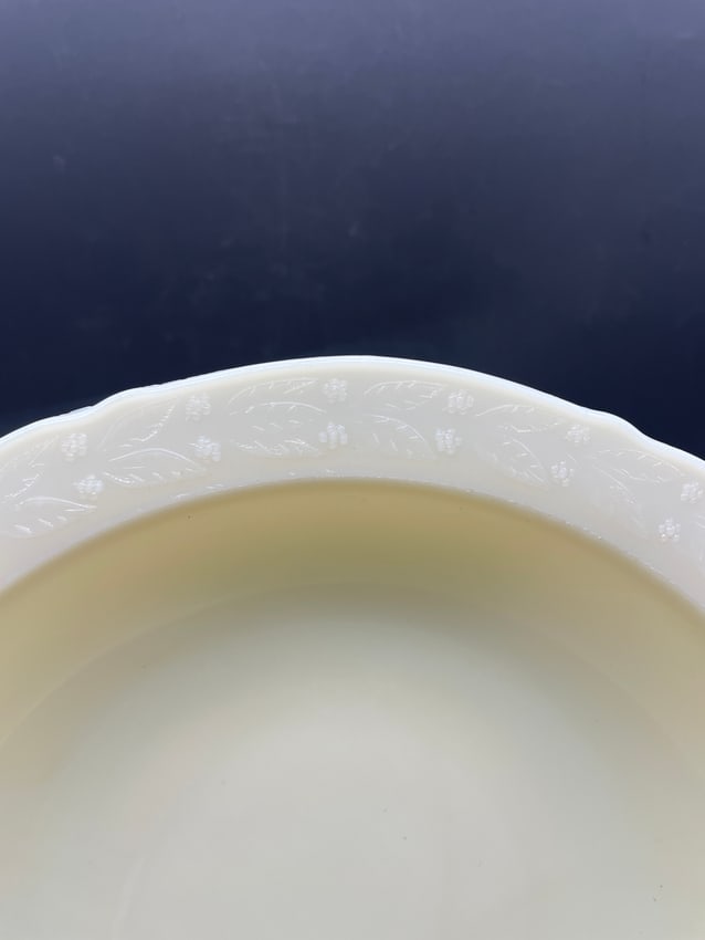 Pair of MCKEE CUSTARD Uranium Glass LAUREL LEAF BOWLS - 5