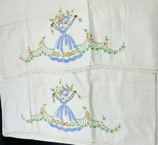 Vintage Pillowcases Handmade Embroidered GIRL Flowers - 8