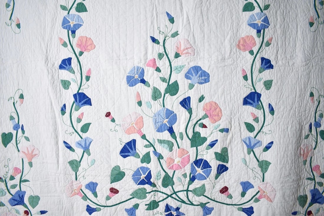 Unusual 1930's Morning Glory Applique Quilt - 2