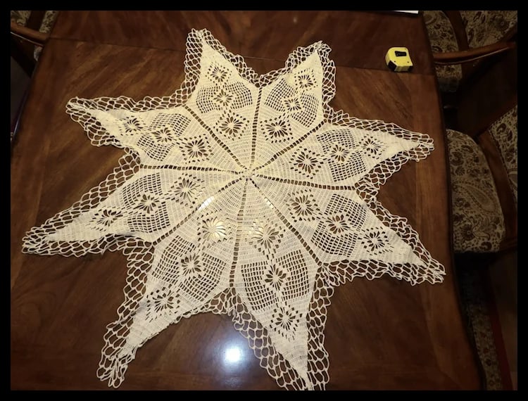 Large Crochet Star Tablecloth - 2