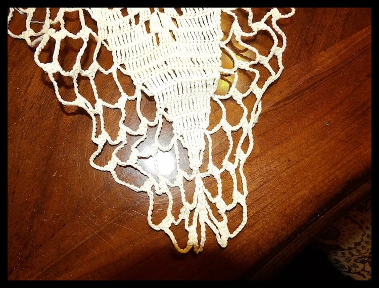 Large Crochet Star Tablecloth - 5