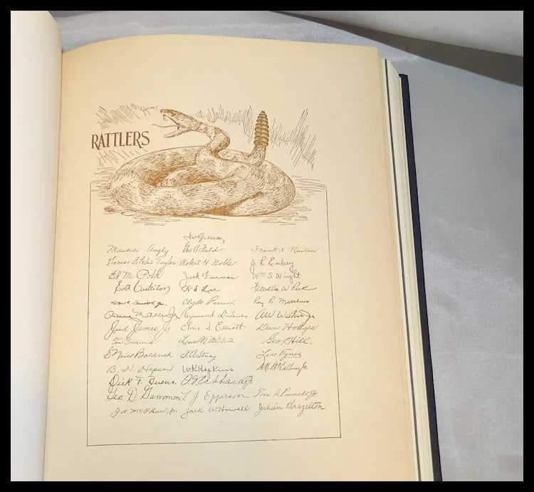 1922 Cactus University of Texas Annual - 13