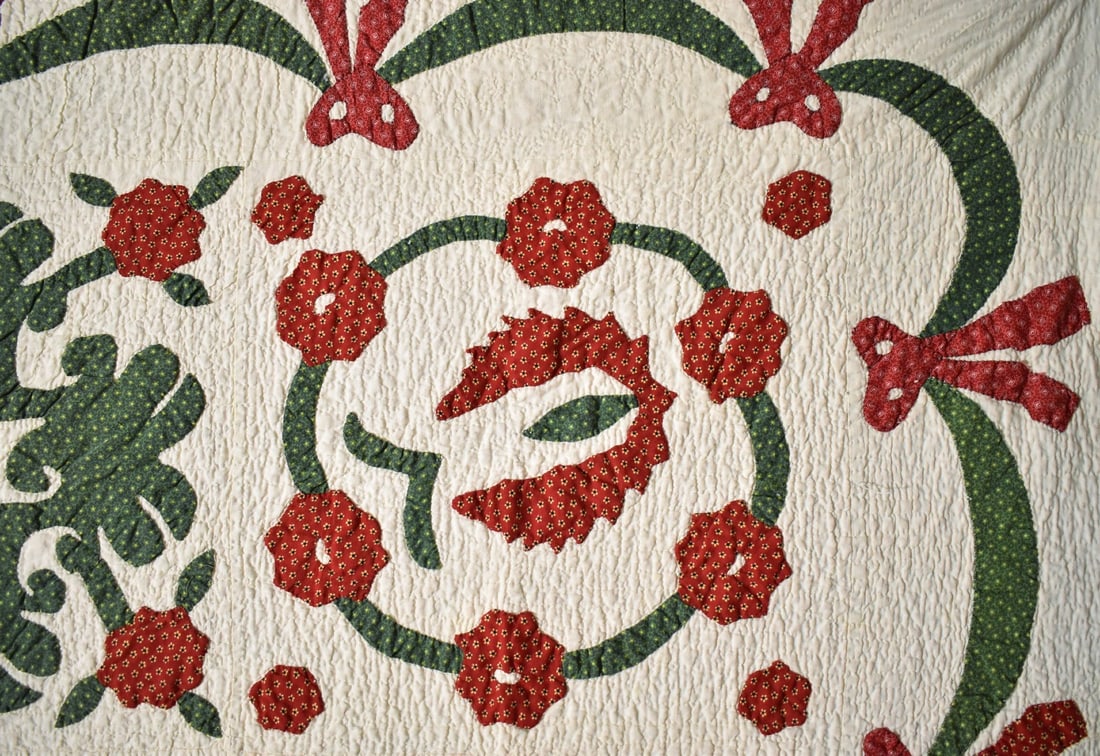 1880's Red & Green Album Applique Quilt - 3