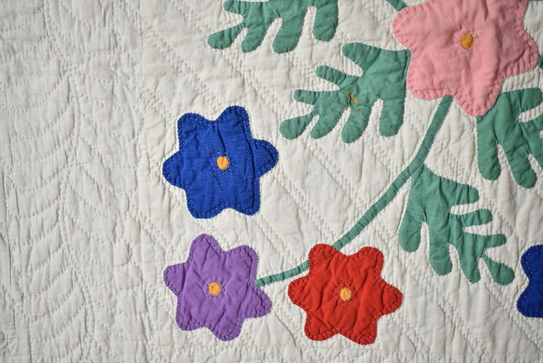 1930's Floral Bouquet Applique Quilt - 13