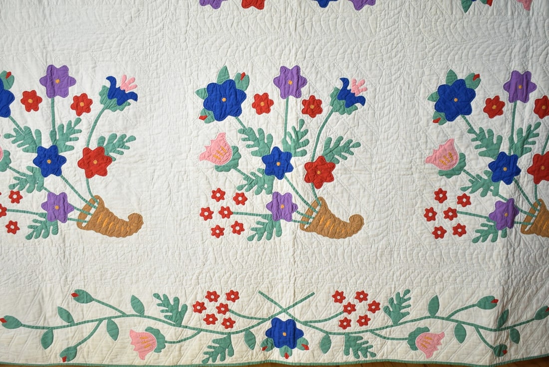1930's Floral Bouquet Applique Quilt - 15