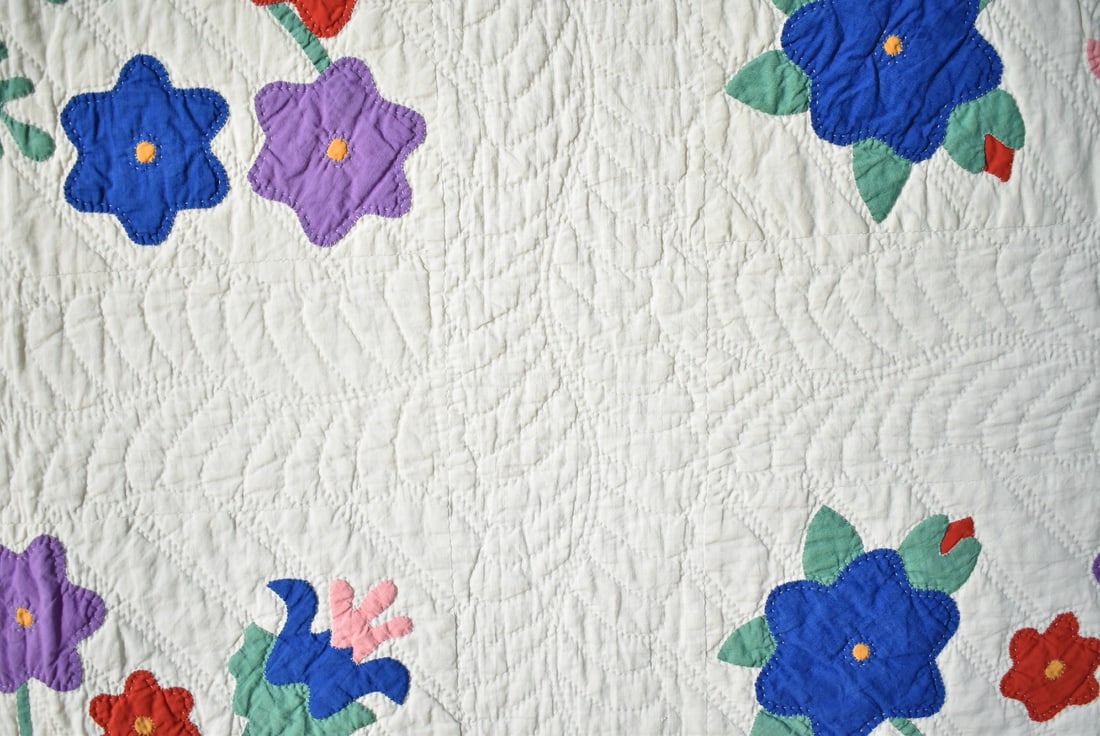 1930's Floral Bouquet Applique Quilt - 5