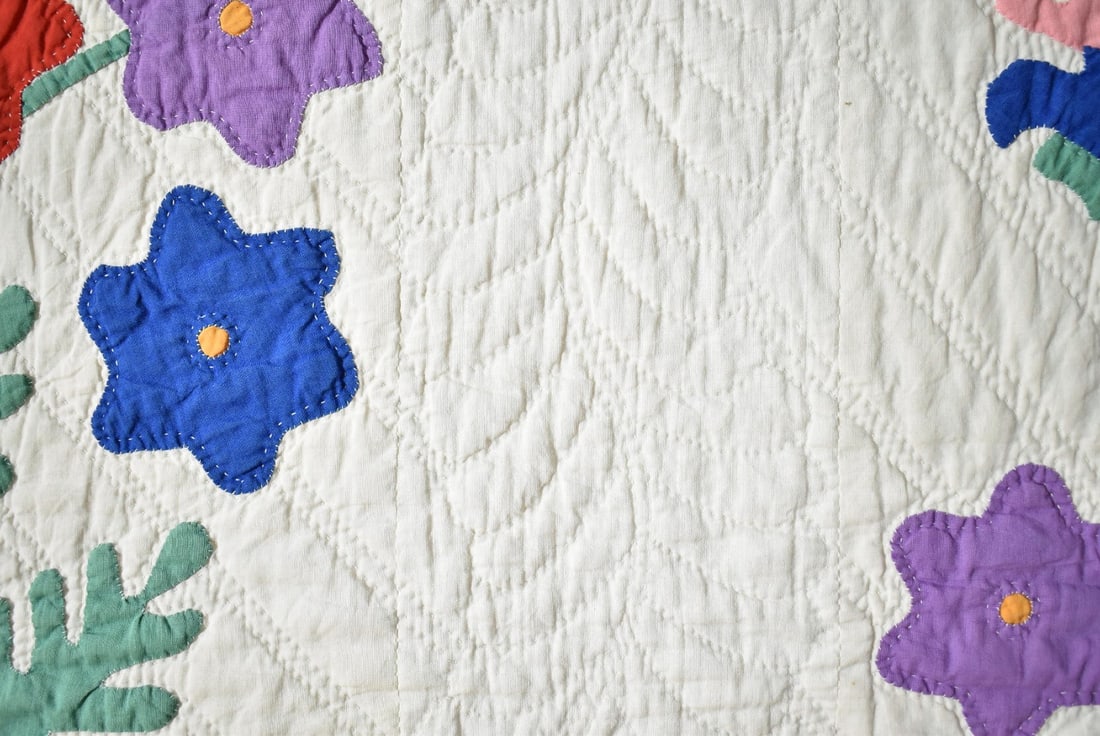 1930's Floral Bouquet Applique Quilt - 6