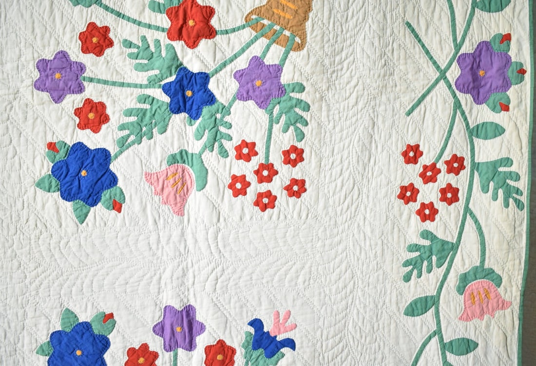 1930's Floral Bouquet Applique Quilt - 7