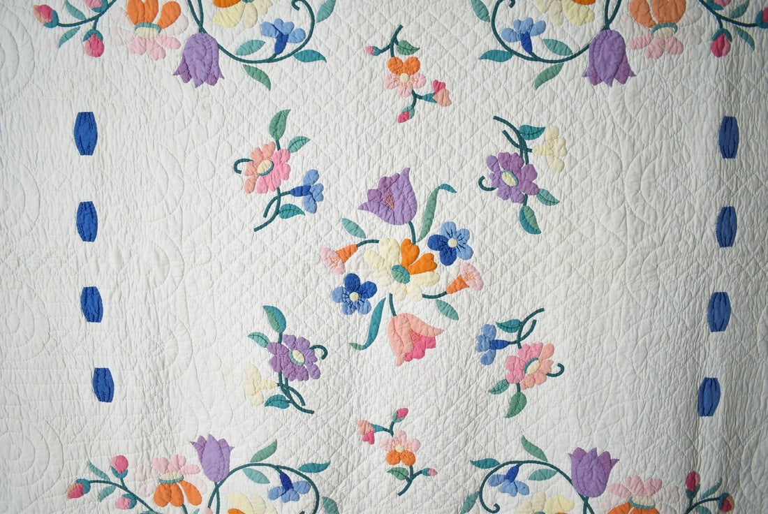30's Floral Bouquet Applique Quilt - 2
