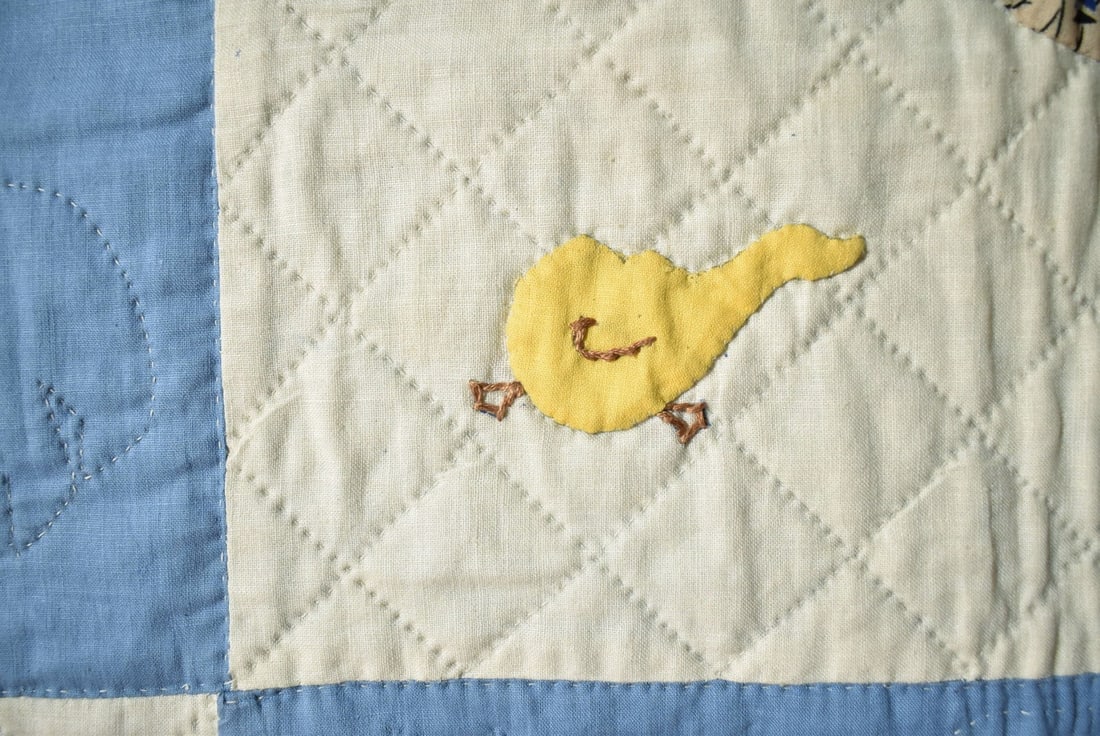 30's Child's Pictorial Crib Quilt, Animals - 10