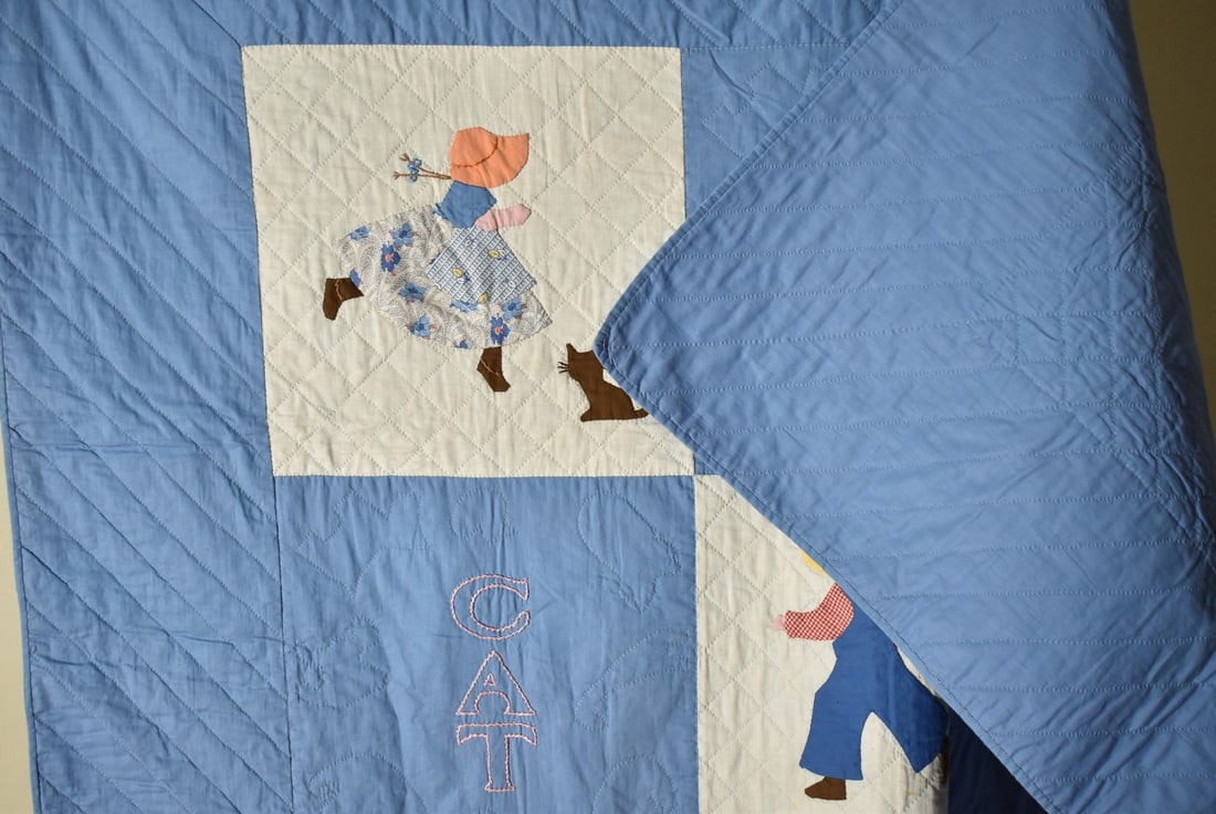 30's Child's Pictorial Crib Quilt, Animals - 13