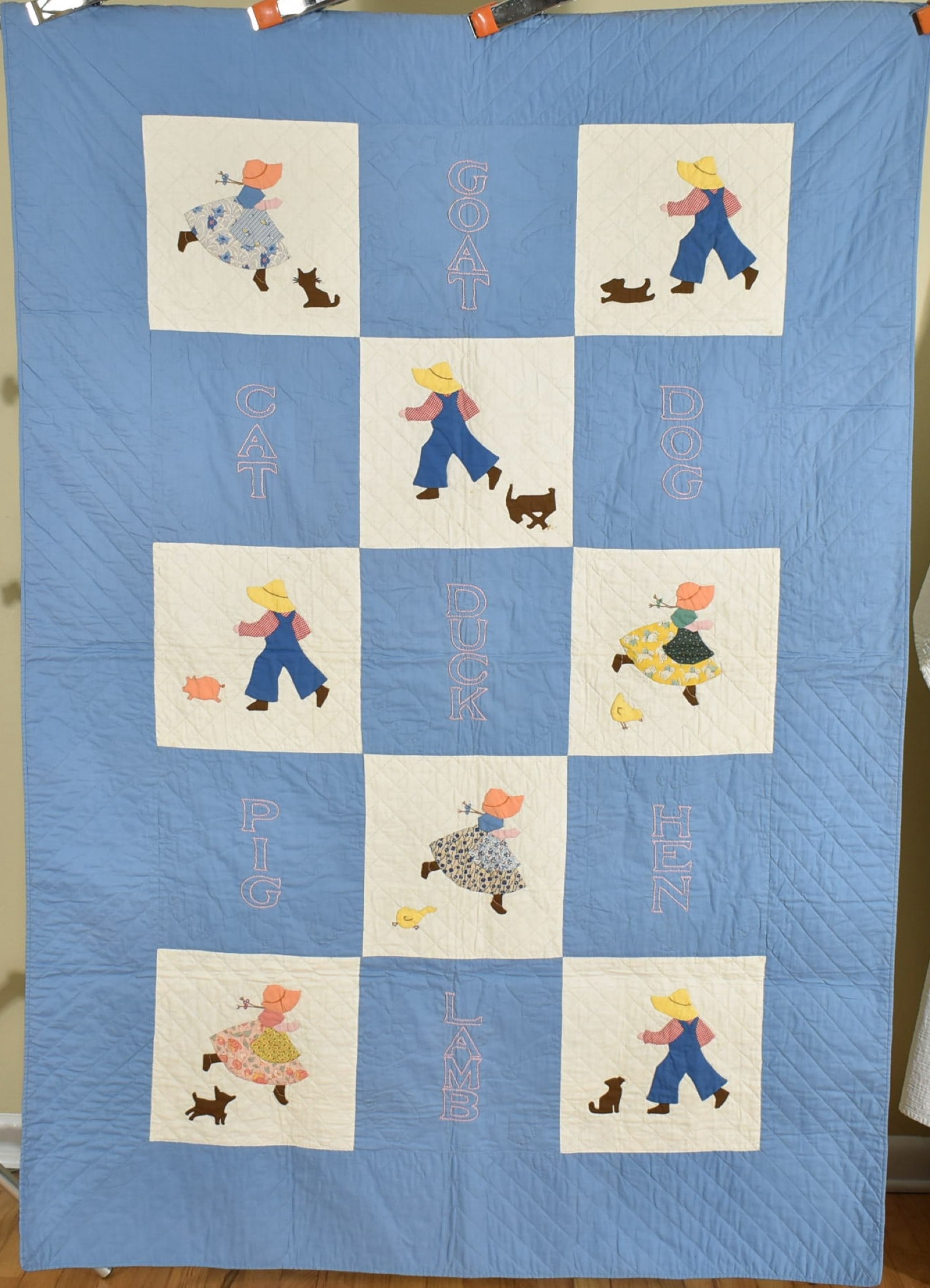 30's Child's Pictorial Crib Quilt, Animals