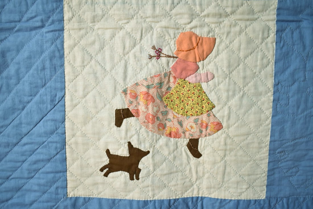 30's Child's Pictorial Crib Quilt, Animals - 9