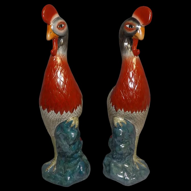 Pair of 17" tall Japanese Showa Period Kutani Bird Statues: This Pair of 17" tall Japanese Showa Period Kutani Bird Statues are in excellent condition. NO chips, cracks, color problems etc. Very hard to find one let at least a pair of these birds. The base