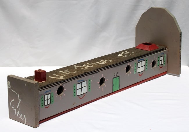 Apartment building birdhouse by Benny Carter outsider artist. - 2