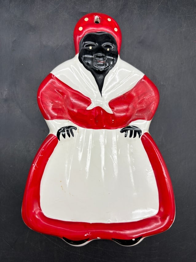 Vintage Black Americana Mammy Spoon Rest: Date/Period: unknown Dimension: Approx 7.75"x 5" Material: ceramic Additional Information: Vintage Black Americana Mammy Spoon Rest Shipping: Domestic: Flat-rate of $9.00 to anywhere within the