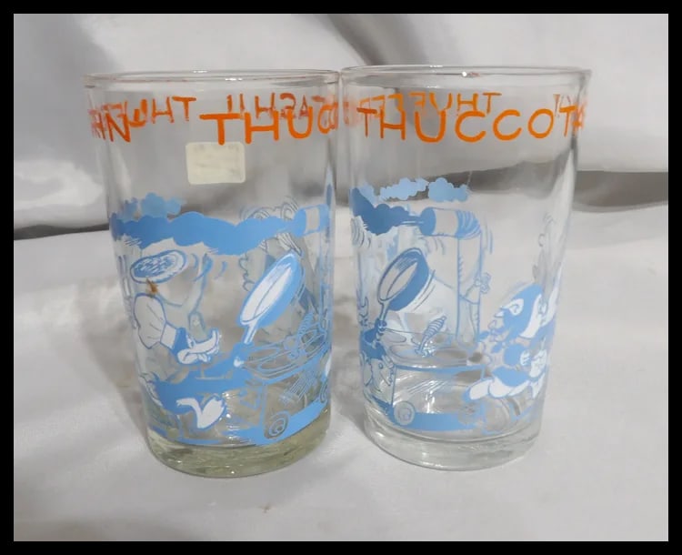 1974 Warner Bros. "Thufferin' Thuccotash" Looney Tunes Character Swag Glass - 4