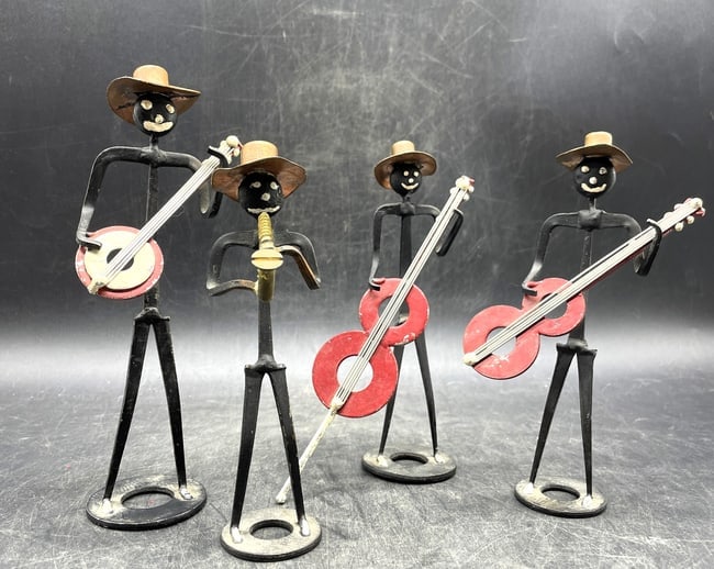 Black Americana Wire Figures Jazz Band 4 piece: Date/Period: unknown Dimension: tallest 7" Material: metal Additional Information: Black Americana Wire Figures Jazz Band 4 piece Shipping: Domestic: Flat-rate of $11.00 to anywhere within the