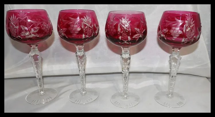 Set of 4 Vintage Bohemian Cranberry Crystal Cut-to-Clear Wine Goblets - 2