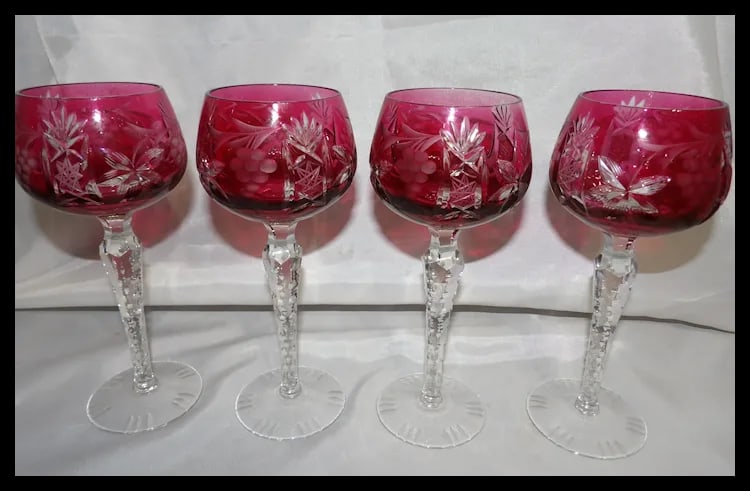 Set of 4 Vintage Bohemian Cranberry Crystal Cut-to-Clear Wine Goblets - 3